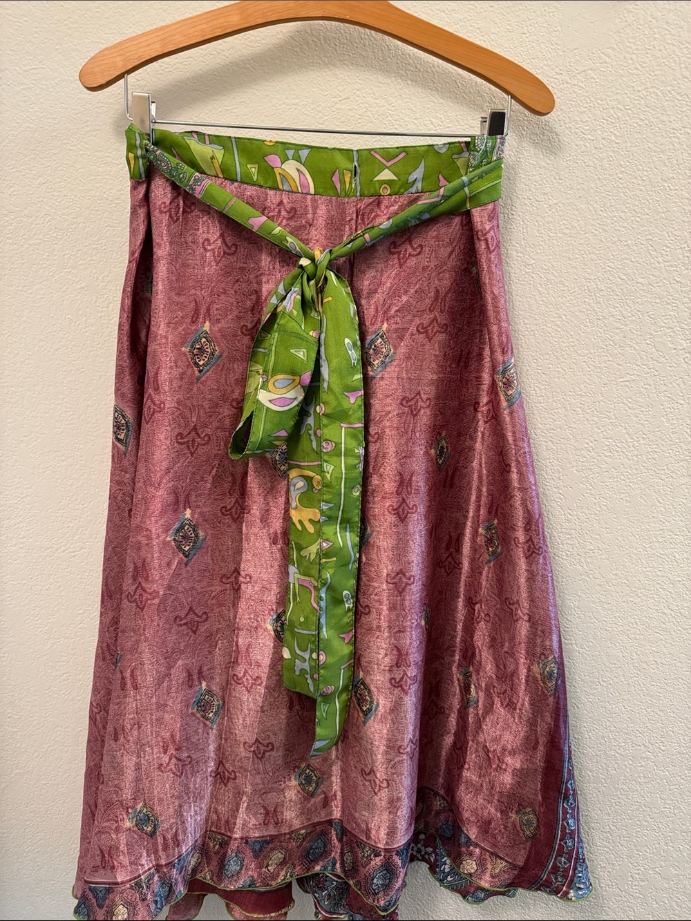 Reversible Dusty Rose Patterned Midi Wrap Skirt with Green Print